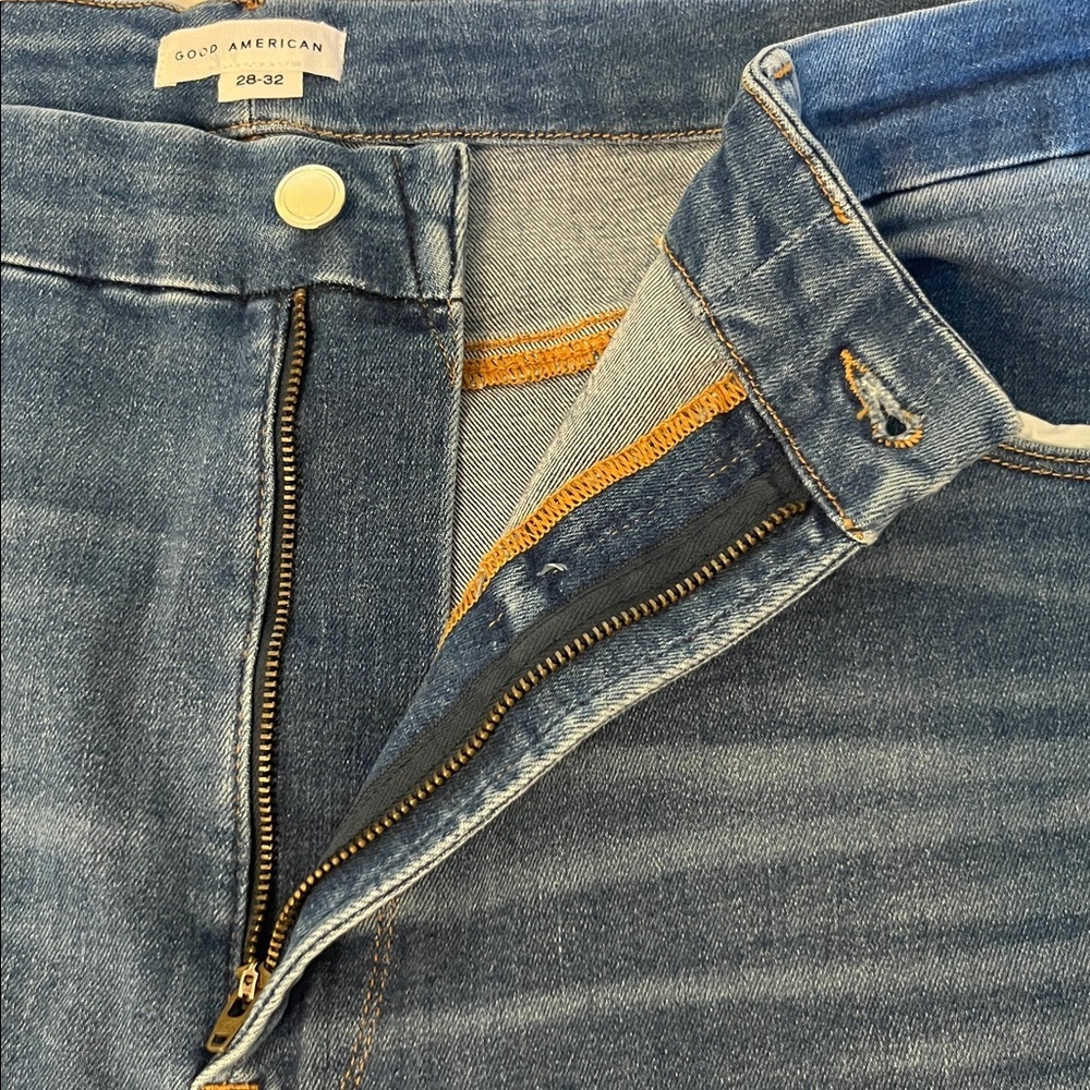 Good American Always Fits Good Legs Crop 28-32 - Picture 15 of 15